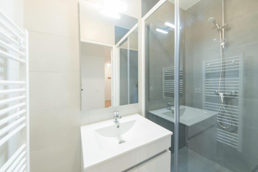Suite Moderne Familiale 8 Pers - Disney 10M - 2 Sdb Бюссі-Сен-Жорж Екстер'єр фото